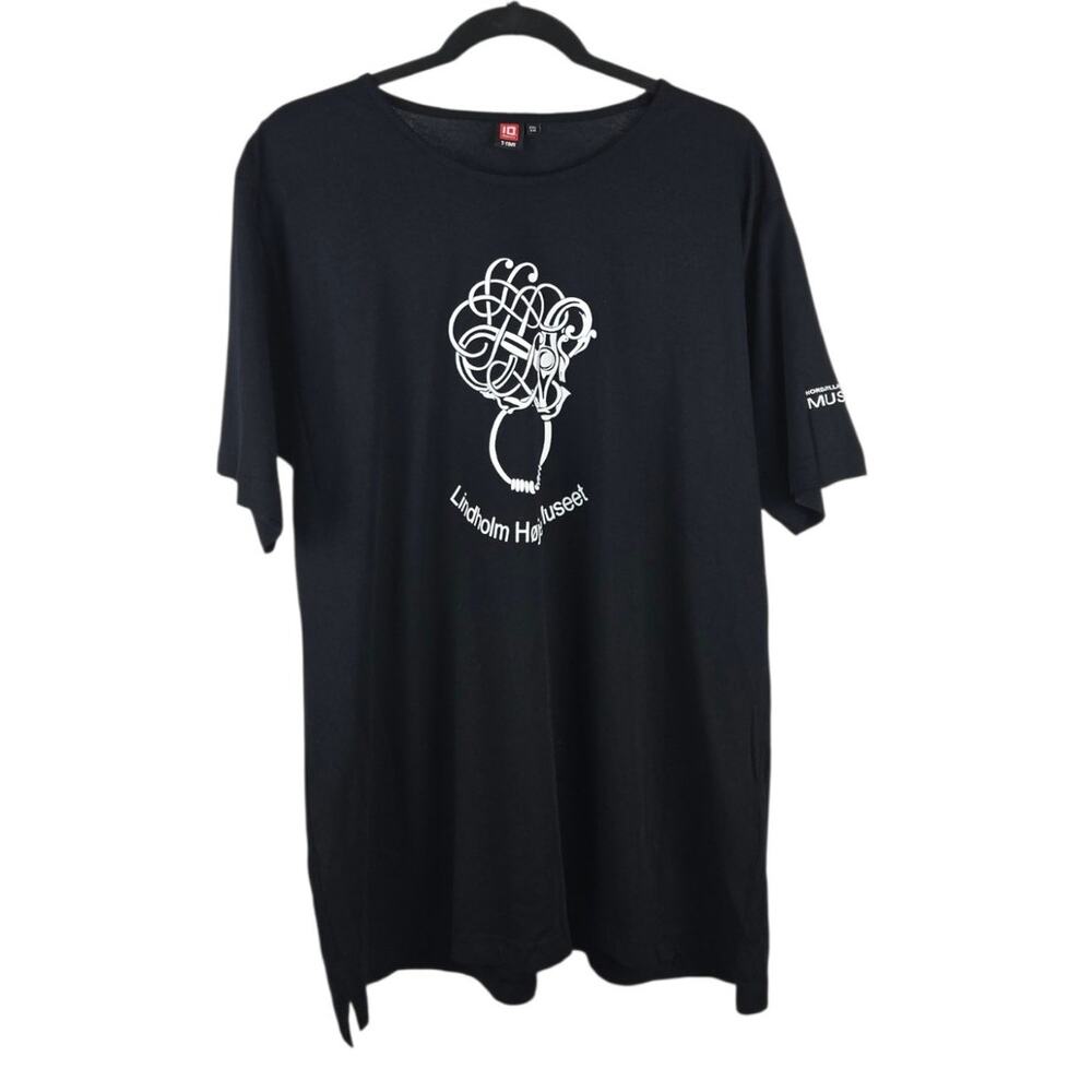 ID Identity Lindholm Hoje Viking Museum Graphic Tee Black Size XXL